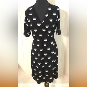 Apt. 9 Moon Phase Faux Wrap Dress Short Sleeve White and Black‎ Size Med Witchy